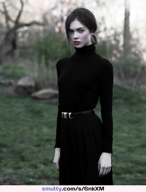 Just Gorgeous 
#black #dress #goth #Sexxxy #tele