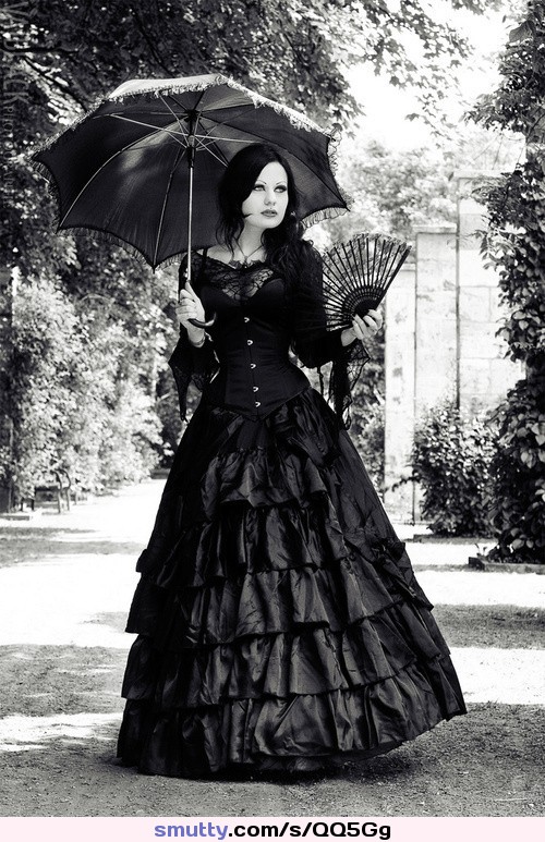 #lovely ..........#corset #pale #goth #brunette #Victorian #umbrella #Beautiful #gorgeous #ruffles #eyes .......#tele