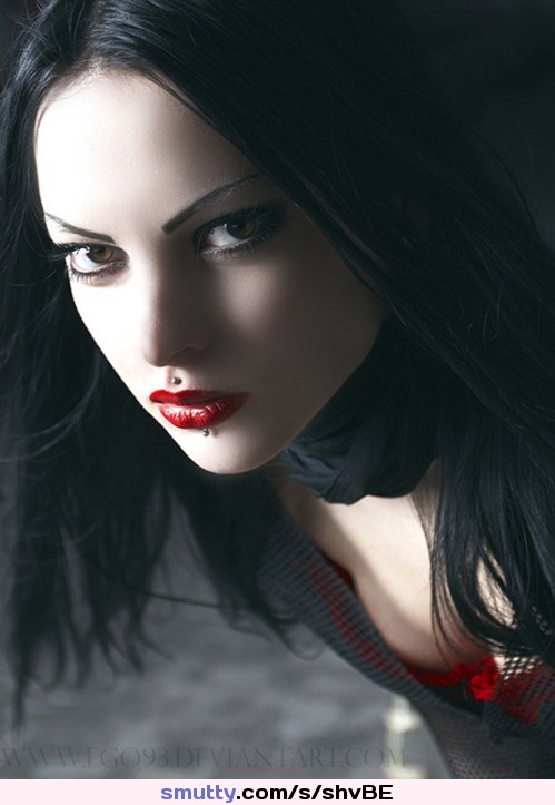 #beauty ......#lovely #goth #eyes #pierced #choker #pale #brunette #goth #beautiful #gorgeous #sexy #longhair .....#tele
