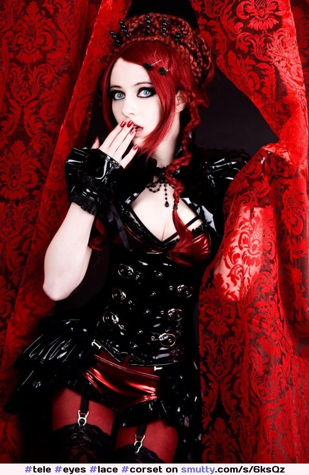 Unexpected ...................#eyes #lace #corset #latex #redhair #Sexxxy ........#tele