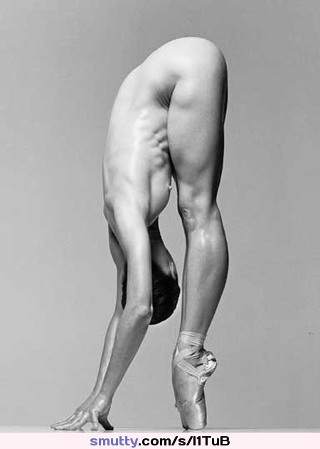 #ArtisticNude #flexible #ballet #petite