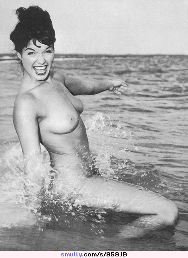 #PinUP #BettiePage #Bettie #Page "Queen of Pinups" #Classic #Retro #Vintage