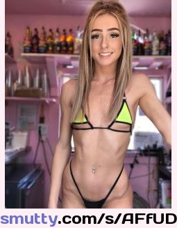 #barista #petite #nonnude #spinner #montage #wow #cute #sexycute #babe #sexybabe #skimpyoutfit #seahawks #ravenhairedbeauty #fuckable