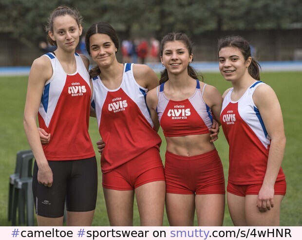 #cameltoe
#sportswear
#athlete 
#teens 
#group