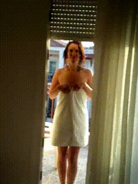 #sexy #amateur #MILF #towel #flash