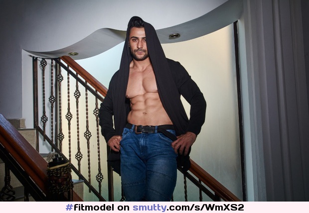 Find Master Joshua on #fitmodel #fitnessmodel gay #muscular #gay #online #cashmaster #