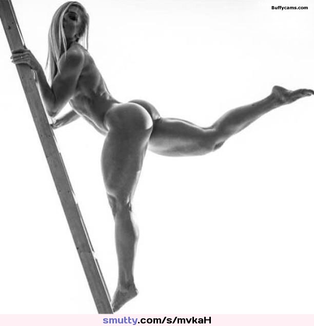Nude Muscle Girls : Photo #muscle #muscular #muscularwoman #silhouette #fit