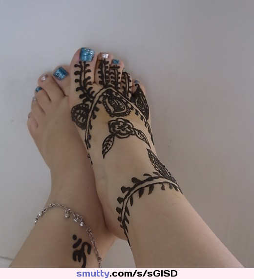 #Feet
#Foot
#Sexy
#SextFeet
#Hot
#FeetFetish
#FootFetish
#Tattoo
#AnkleBraclet
