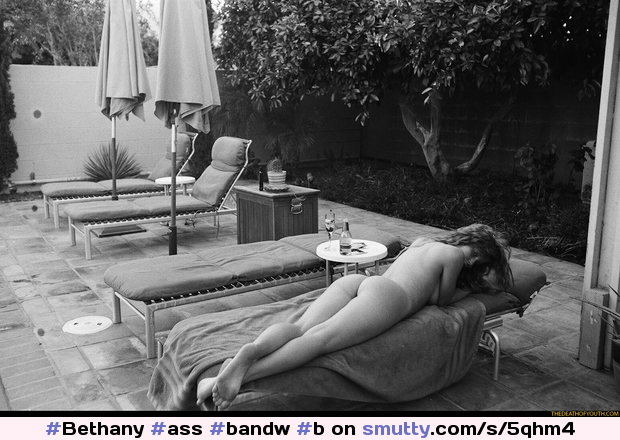 #Bethany #ass #bandw #b&w #blackandwhite #sexy #legs #LayingDown #thatlook