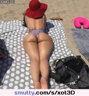 pearshaped #pearshapedASS #tanned #ass #beach #outdoors #booty #cameraphone