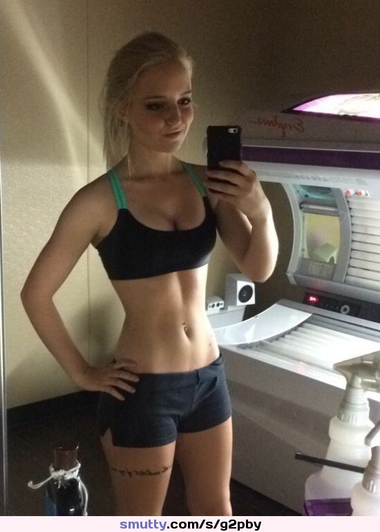 #shortshorts #FlatStomach #GymBabes #muscle #teen #amateur #young #sexy #selfshot #nn