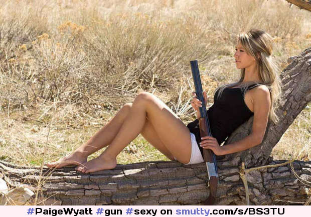 #PaigeWyatt #gun #sexy #erotic #hot