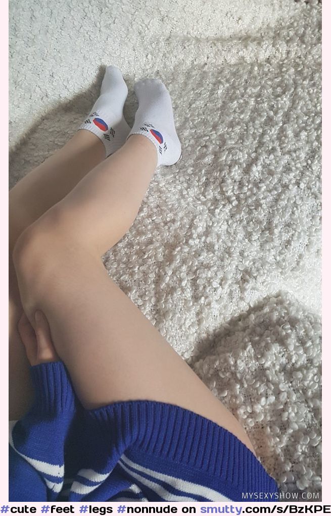 #cute #feet #legs #nonnude #sexy #socks #teen #teenfeet