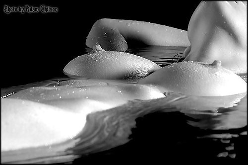 #FLOATINGNUDE  #BlackAndWhite #cropped #breasts  #nipples  #goodnipples #belly #neck #photography  #Beautiful #CLRBF #CLRBBlackAndWhite