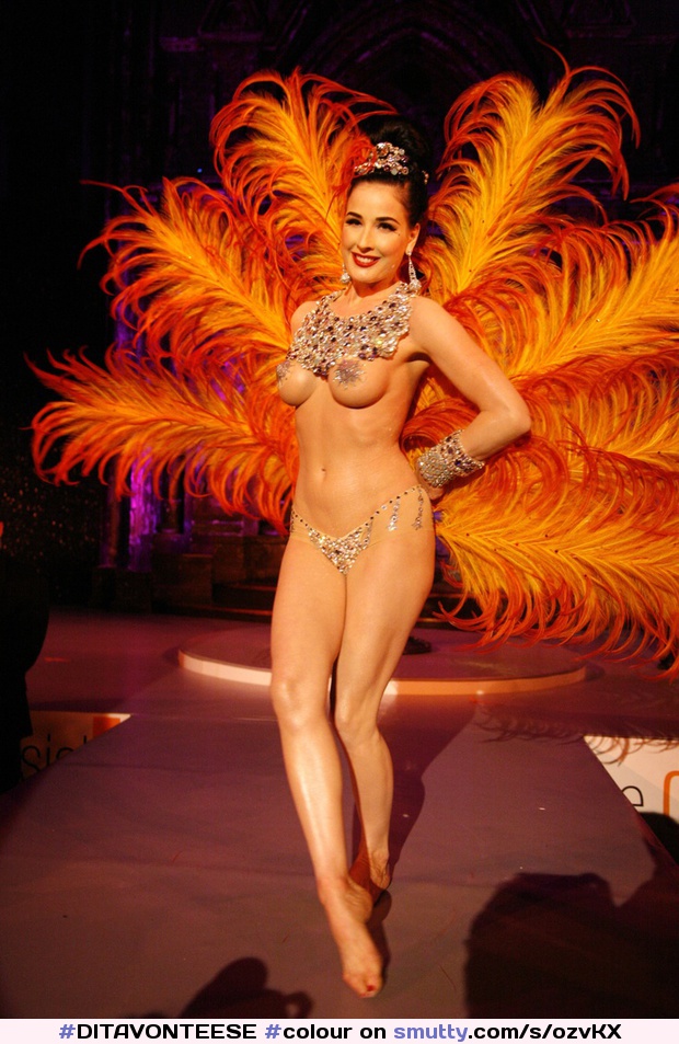 #DITAVONTEESE #colour #spectacular #almostnude  #breasts #pasties #bracelets #earrings #etc  #colouredfeathers #perfectbody #CLRBF