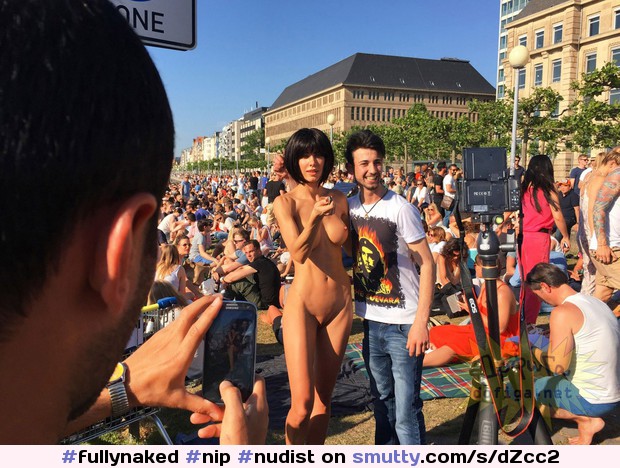 #fullynaked #nip #nudist #exhibitionist #nude #exhibe #outdoor #teen #cmnf #PublicNudity #public #flashing