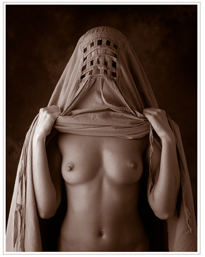 #muslim #muslima #tits #boobs #nipples #arab #blackandwhite