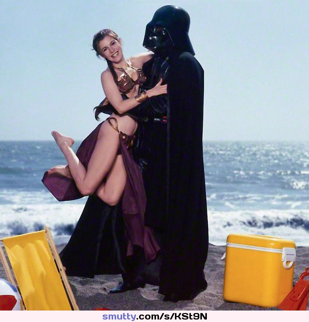 princess-leia-bikini-return-jedi-beach-shoot-1983-carrie-fisher-14