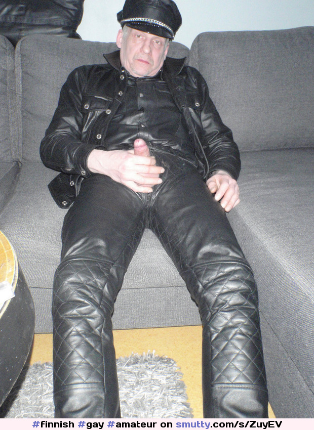 #finnish#gay#amateur gayporn model#Juha Vantanen#leather#fetish