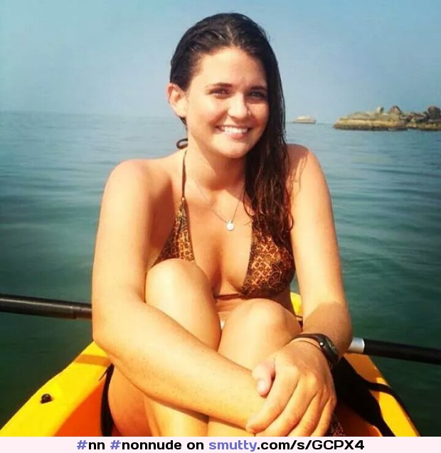 #nn #nonnude #notmeantforporn #fromfacebook #australia #australian #bikini #kayak #boat  #smile #smiling