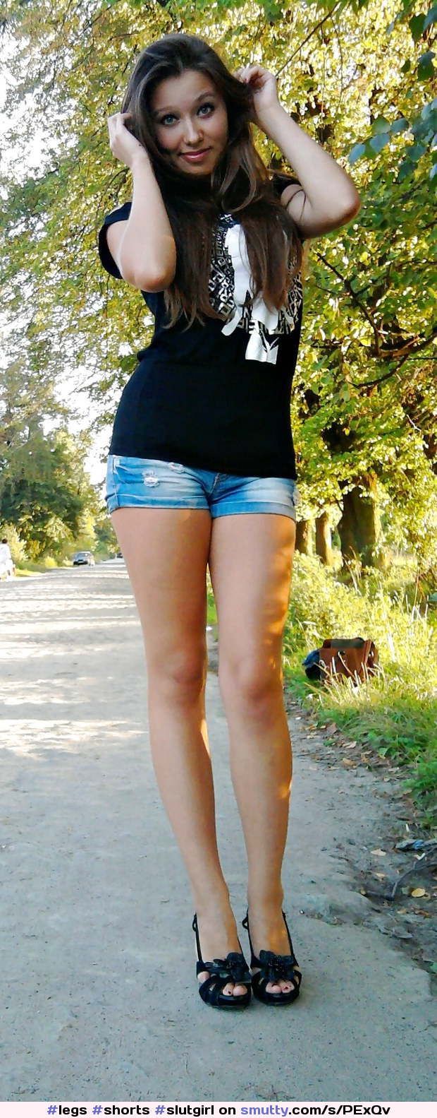 #legs#shorts#slutgirl#nngirl