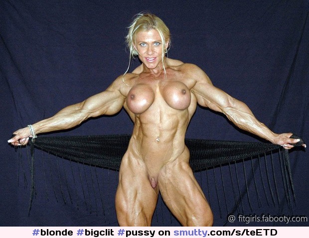 hot big clit fit babes @ #blonde#bigclit#pussy#bodybuilder#fit#nsfw#faketits#musclegirl#FitnessBabe