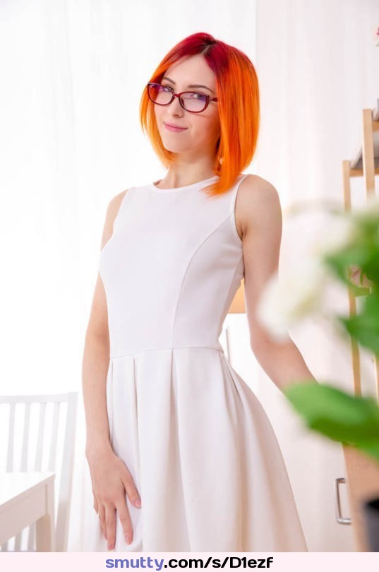 #redhead, #ElinFlame, #nonnude, #nerdysexy, #glasses, #classy, #adorable