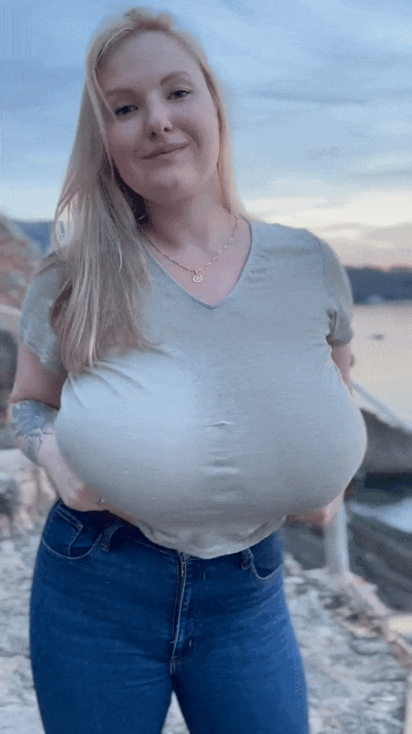 #Tits #Boobs #Breasts #BigTits #BigBoobs #BigTits #Gig #TitGif  Big boobs