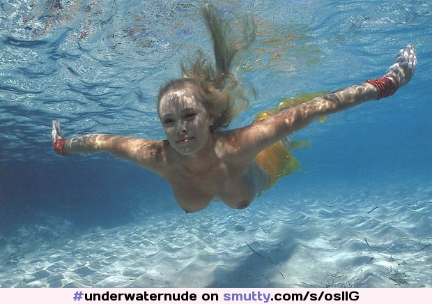 #underwaternude
#bustyboobs
#blonde
#longhair
#longarms
#diving