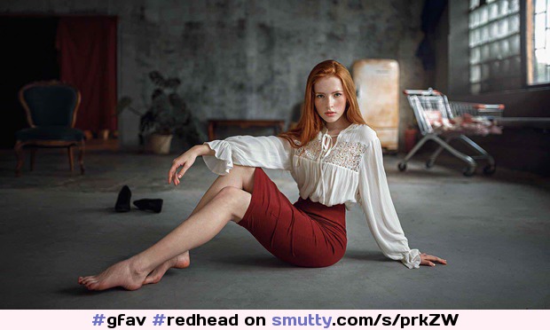 #gfav #redhead #pencilskirt #longlegs