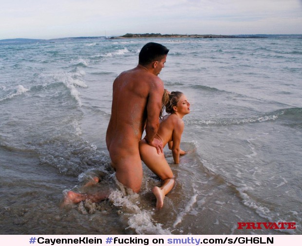 #CayenneKlein #fucking #outdoors #beach