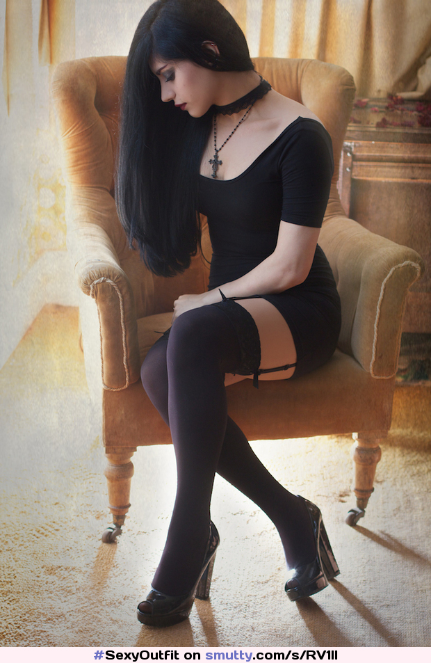 #SexyOutfit #SexDollDresses #Stockings #Goth