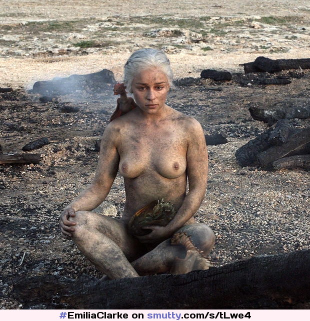#EmiliaClarke #GameOfThrones #topless #Celebrity #nude