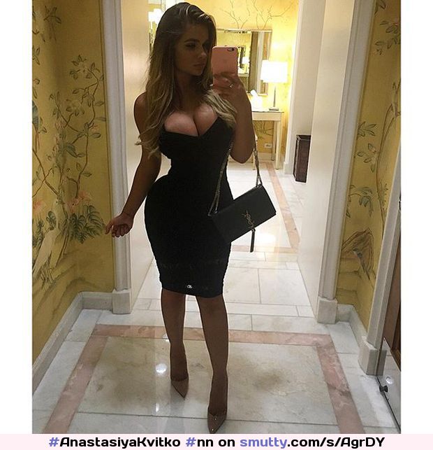 #AnastasiyaKvitko #nn #nonnude #instagram #selfie #selfshot #boobs #tits #bigboobs #bigtits #hugeboobs #hugetits #nicerack #busty 