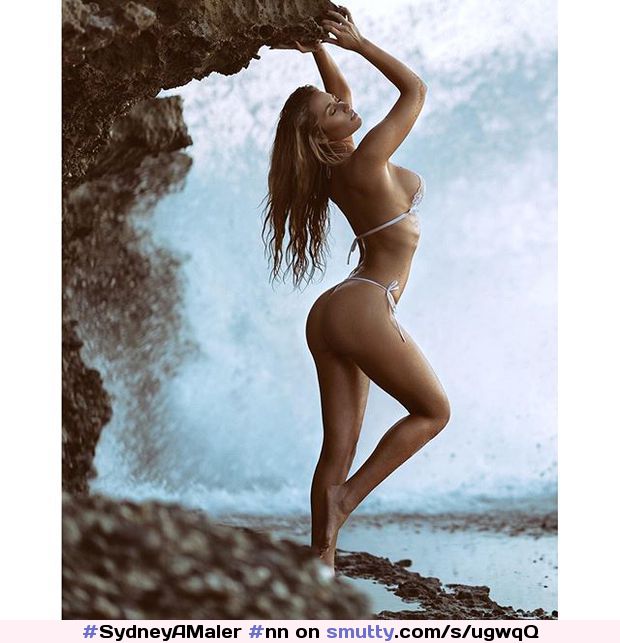 #SydneyAMaler #nn #nonnude #instagram #sideboob #outdoors #beach #bikini #ass #booty #niceass #roundass #perfectass #bubblebutt #hot #sexy
