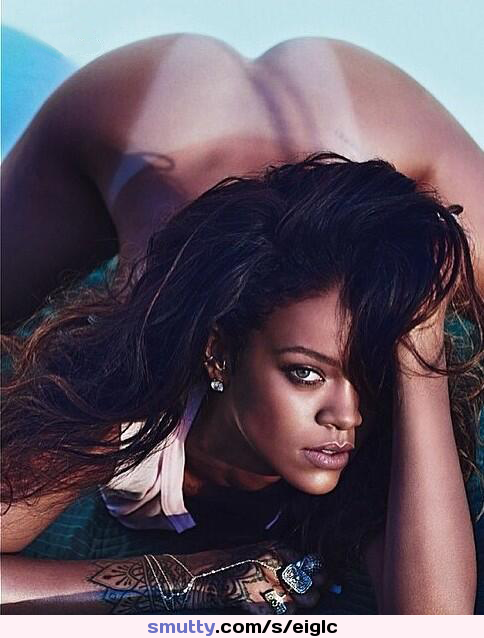 #sexy#hot#ebony#ass#butt#booty#bump#assup#tanlines#Rihanna#iwanttofuckher