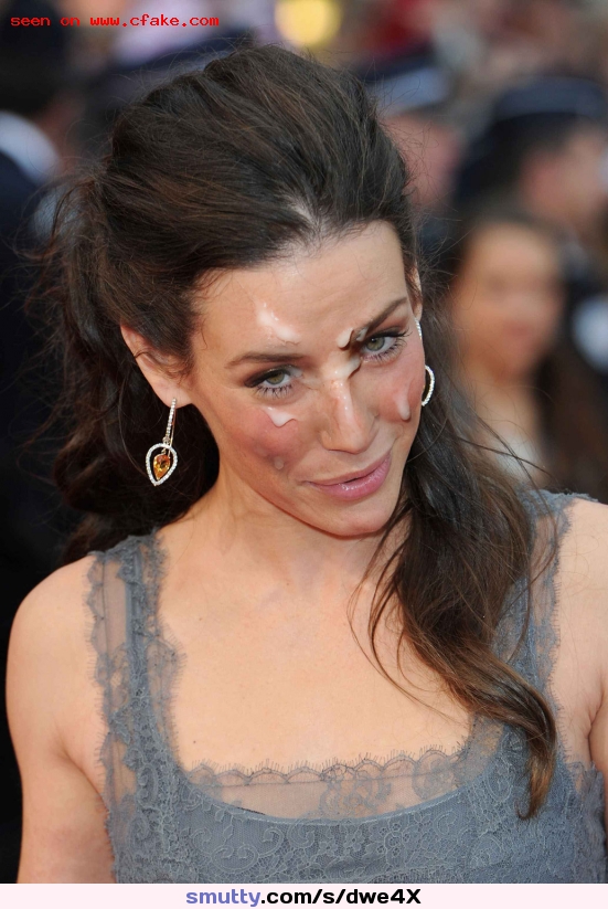 After her daily facial, #EvangelineLilly asks her fan's friend, "You want to donate some facial cream too? OK!"