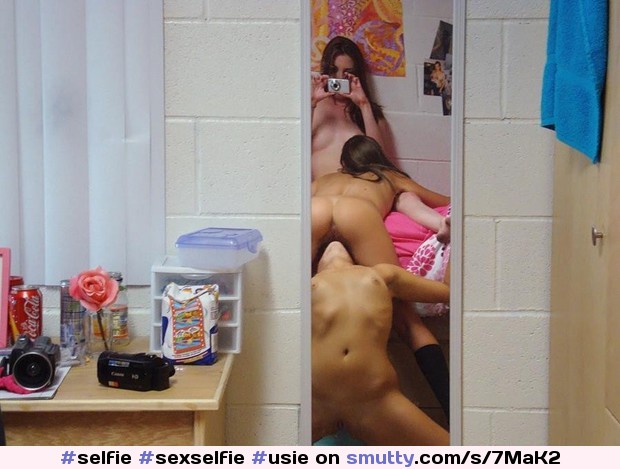 Selfie Sexselfie Usie Mirrorpic Lesbian Threesome Fff