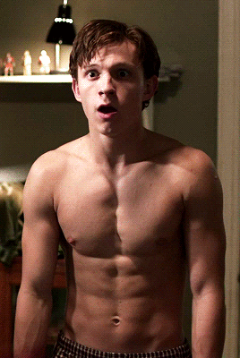 #tomHolland #Spiderman #abs #shirtless #boys #twink