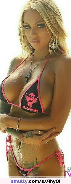 Pirate in bikini #bikini #blonde #blondegirl #PirateGirl