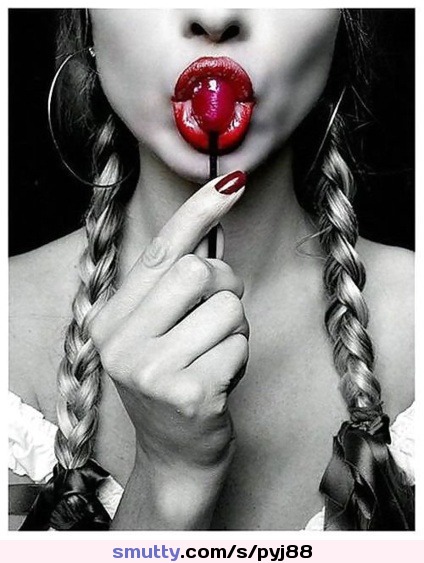 #hotphotography #redlipstick #sucker #KissableLips #pigta