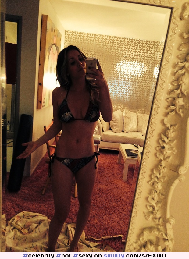 Kaley selfi
#celebrity #hot #sexy #bikini
