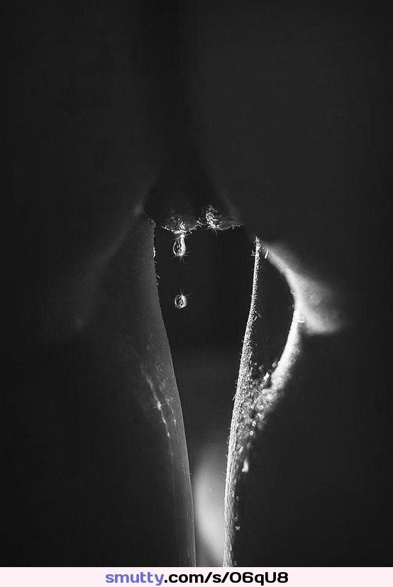 #blackandwhite #pussy #frombehind #wet #wetpussy #dripping #drippingpussy #lightandshadow #justperfect