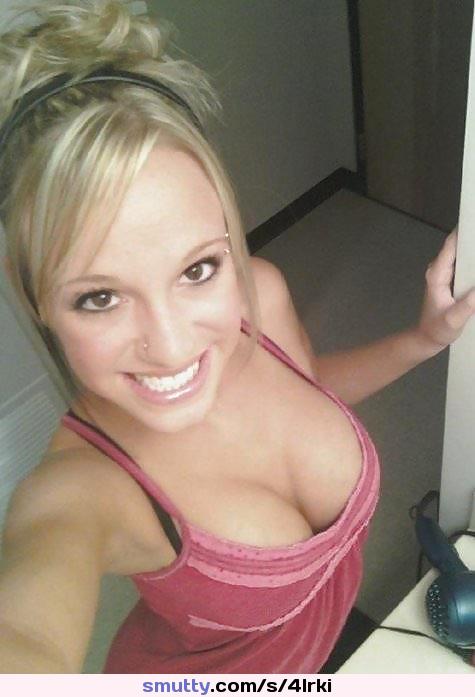  #bigtits #tits #cumvalley #downblouse #downtop #roundtits #teen #selfie