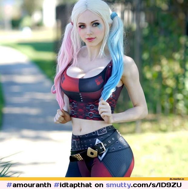 #amouranth #idtapthat #perfectbody #cosplay #batman #harley #HarleyQuinn #cleavage #sexycosplay #bigtits
