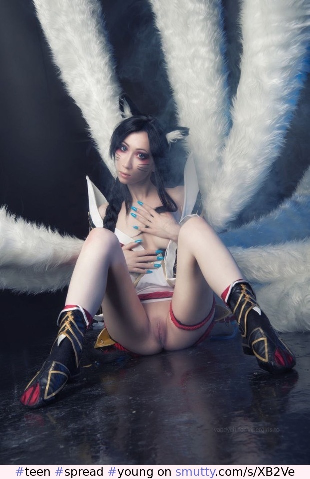 #teen #spread #young #youngest #tiny #petite #cosplay  #Ahri