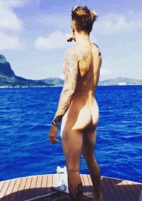 Nude Male Celebrities - Justin Beiber