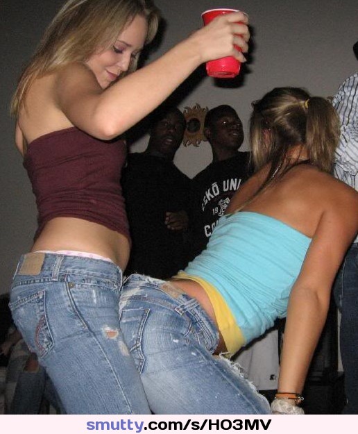 #twogirls #party #grinding