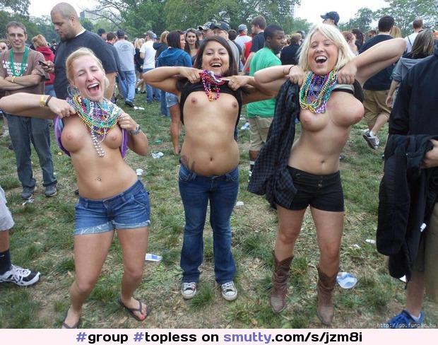 Group Topless Flashing Outdoor Chooseone Center