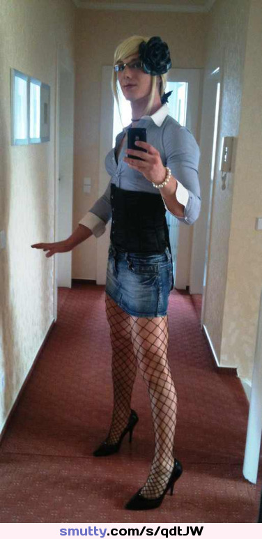 #sissy #femboy #femboys #cd #crossdresser #crossdress #crossdressing #homemade #miniskirt #blonde #selfie